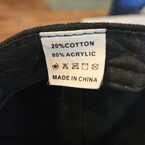 Bling snapback cap - Picture 3 of 4